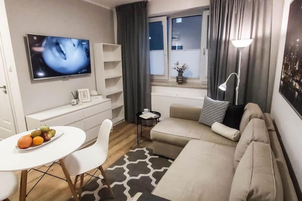 Bezagenta Mozart3 Studio Easy Access To City Wifi 바르샤바 외부 사진